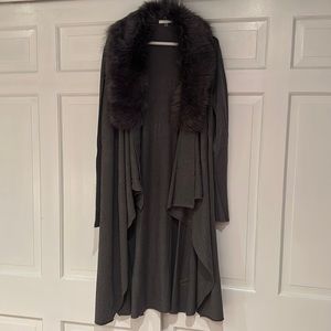 Fur collar charcoal long cardigan